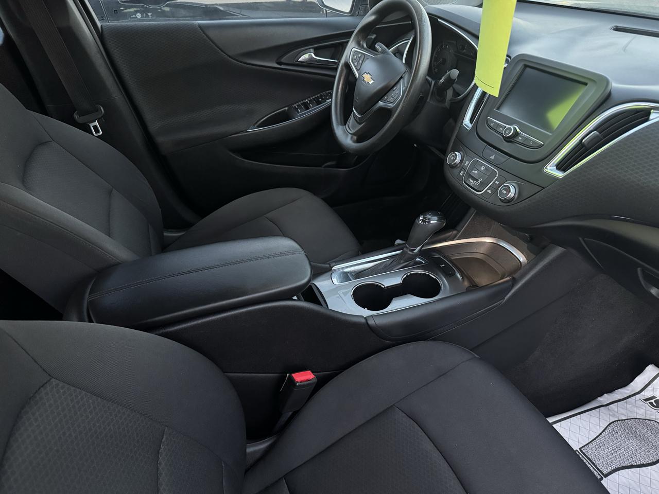 Chevrolet Malibu photo 4