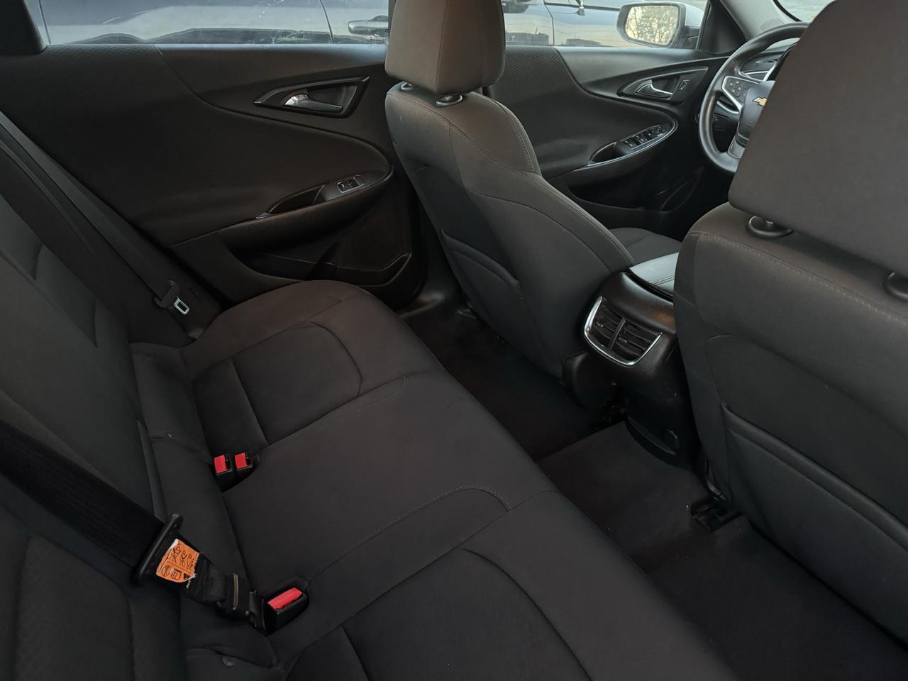Chevrolet Malibu photo 5