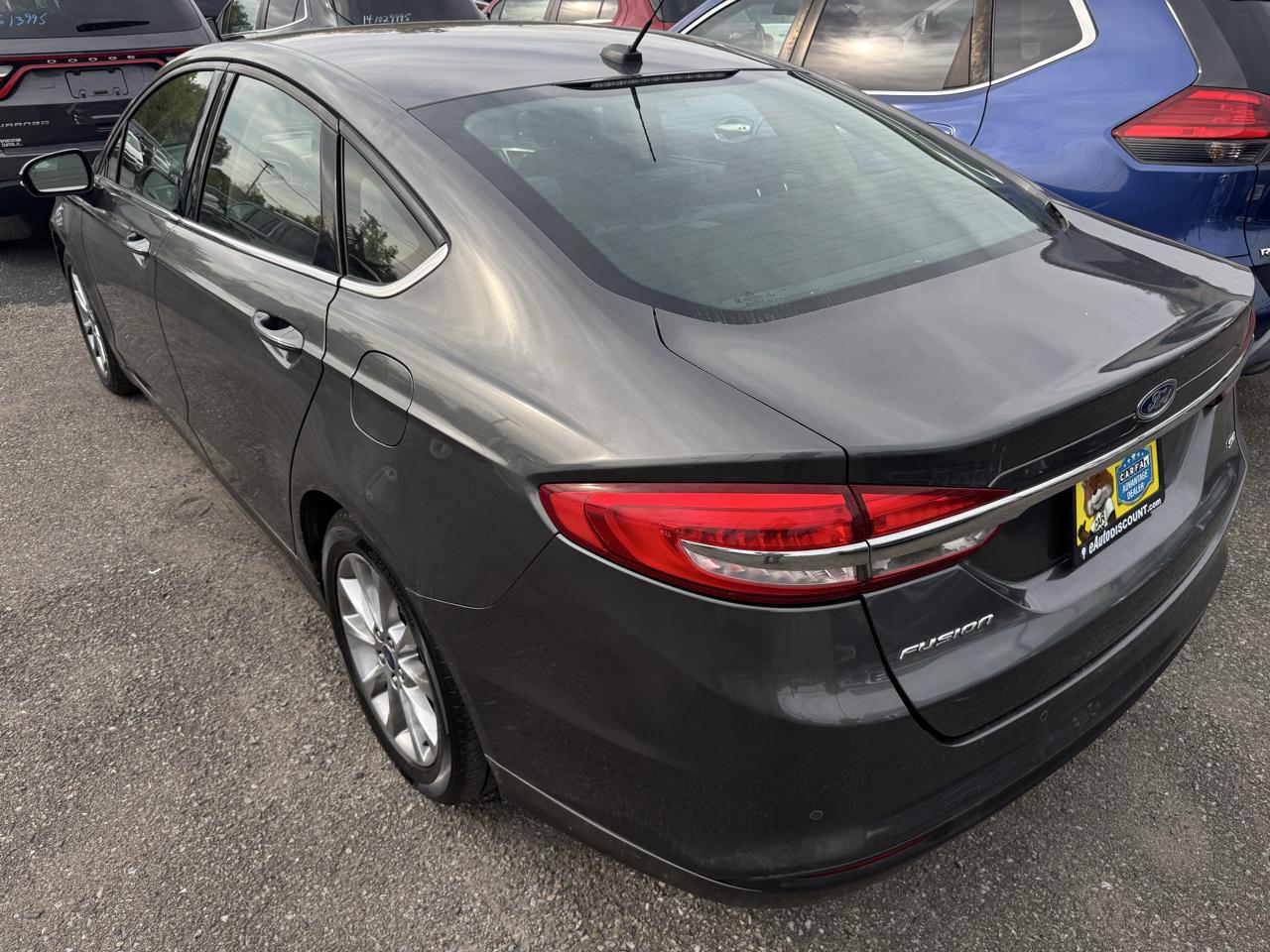Ford Fusion SE FWD 2017