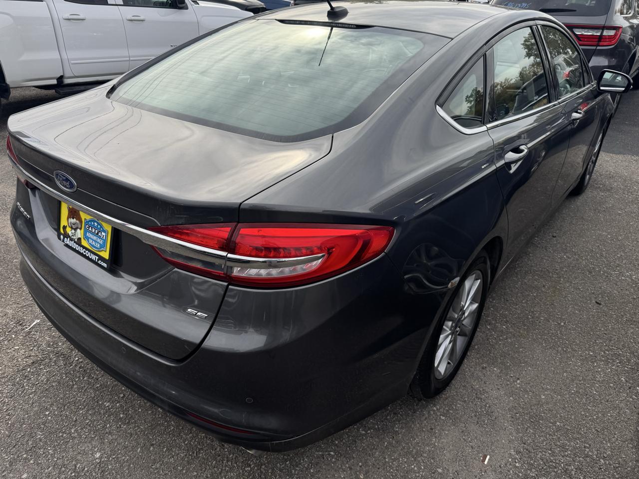 Ford Fusion SE FWD 2017