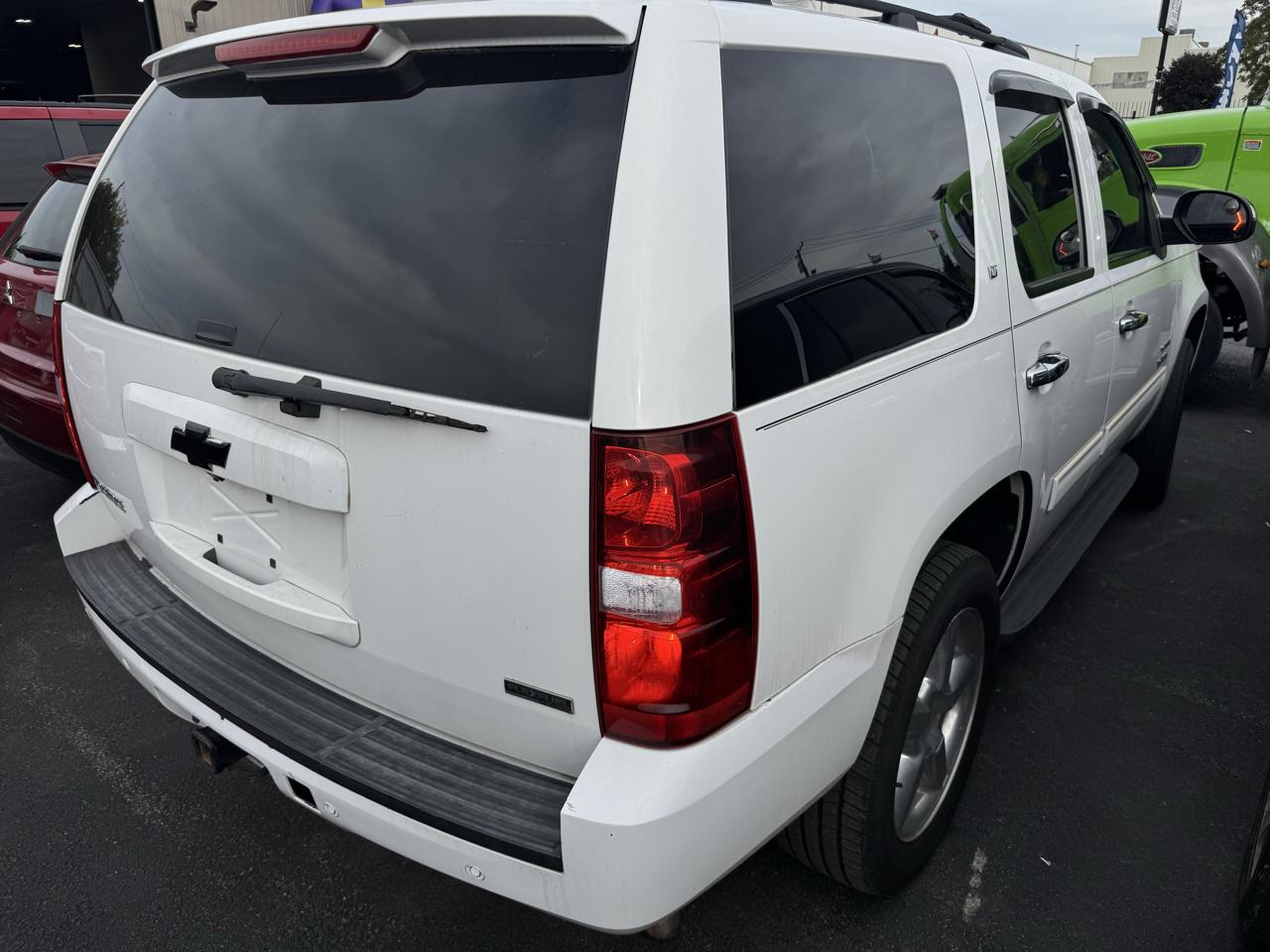 Chevrolet Tahoe 2WD 4dr 1500 LT 2012