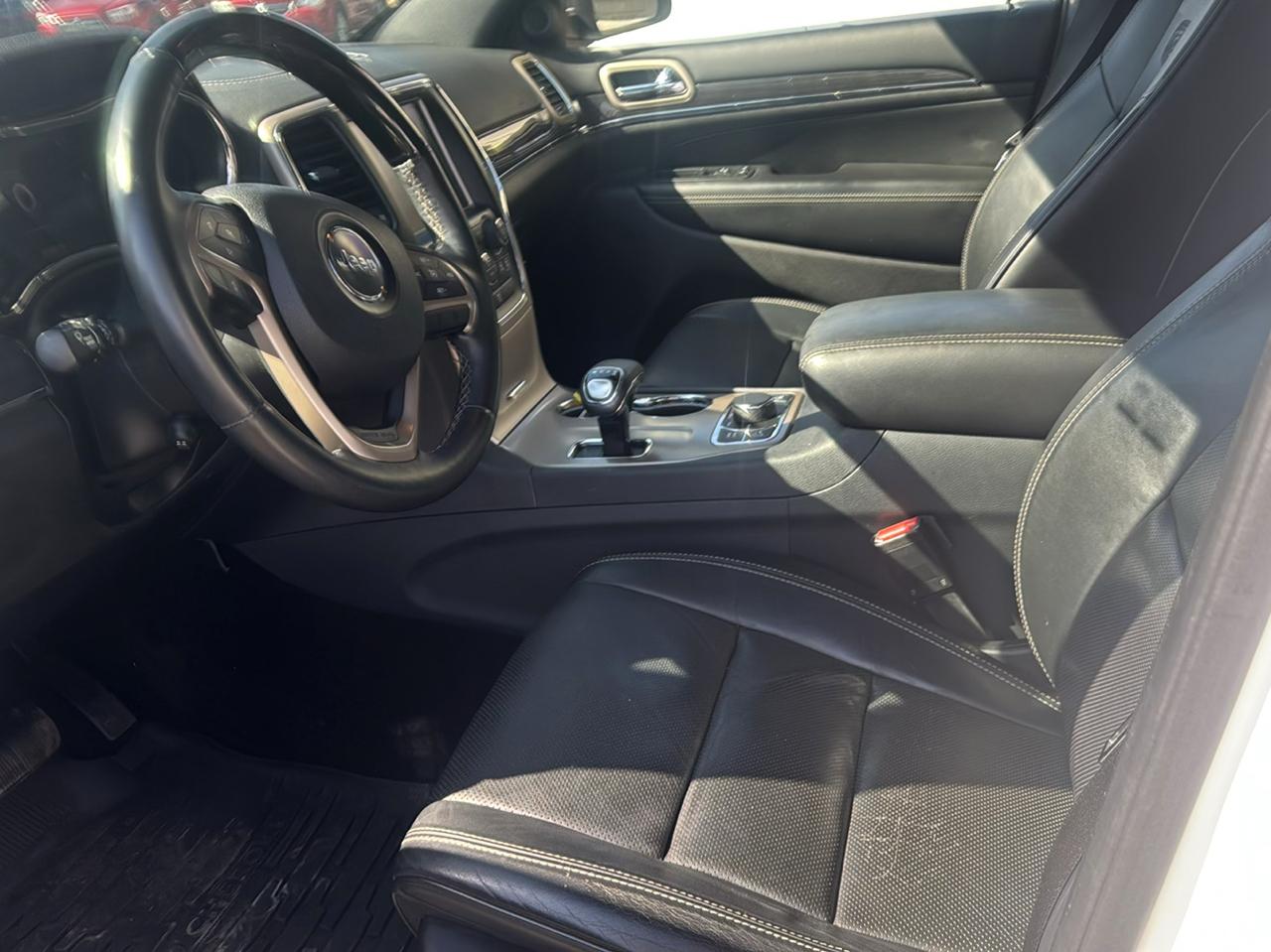 Jeep Grand Cherokee 4WD 4dr Overland 2015
