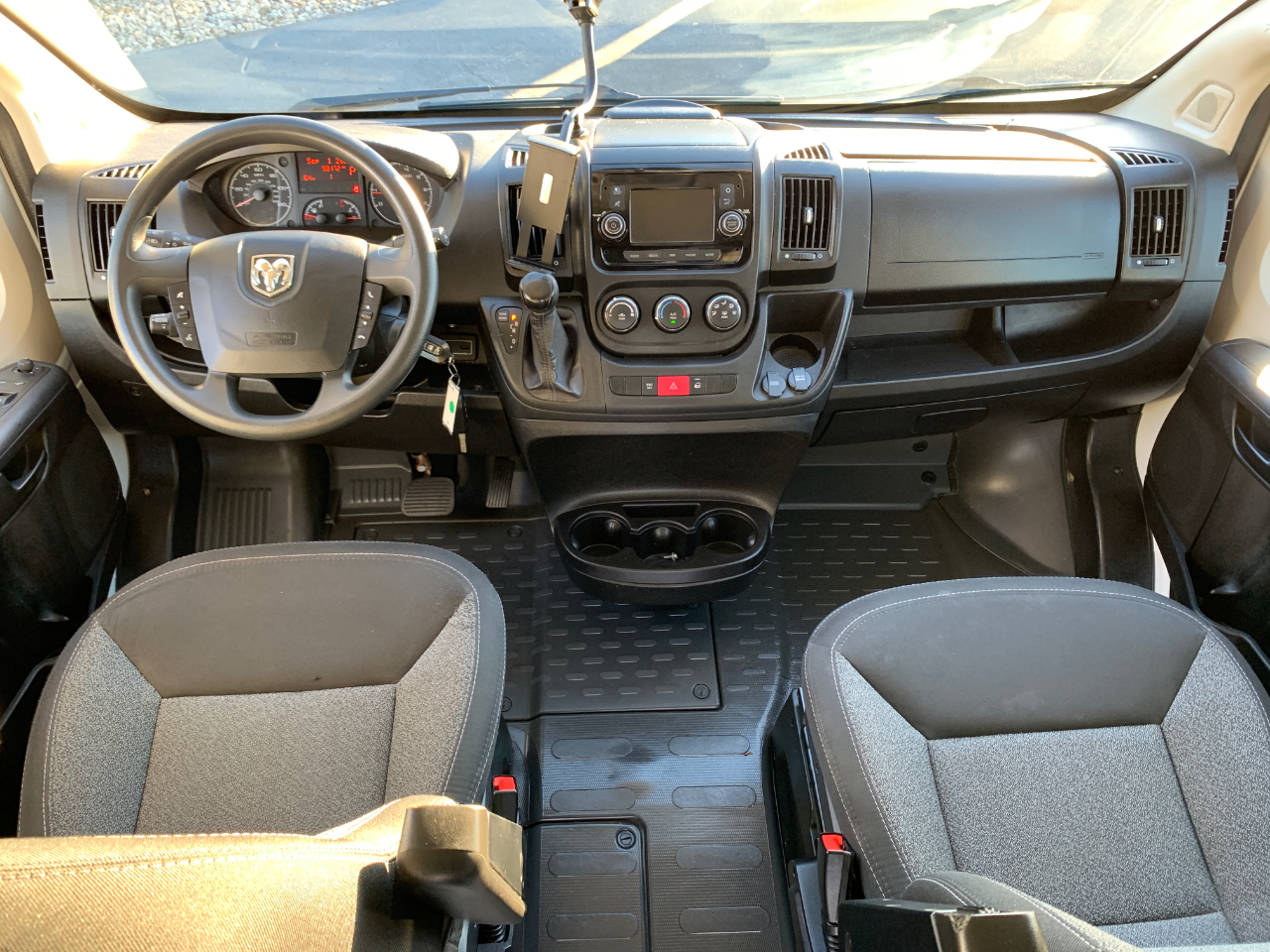 RAM Promaster 1500 Low Roof 136-in. WB 2021