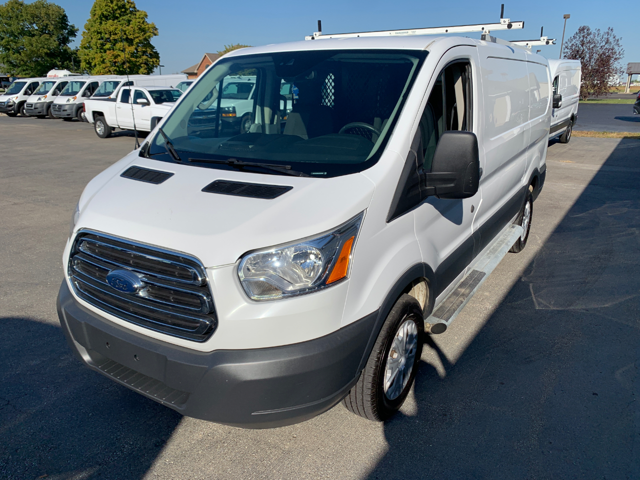 Ford Transit 250 Van Low Roof 60/40 Pass.130-in. WB 2018