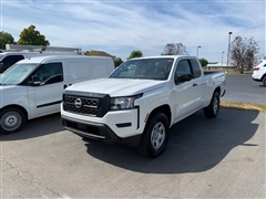 2024 Nissan Frontier  2024 Nissan Frontier