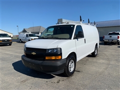2020 Chevrolet Express  2020 Chevrolet Express