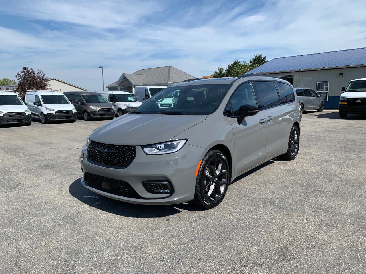2025 Chrysler Pacifica Limited