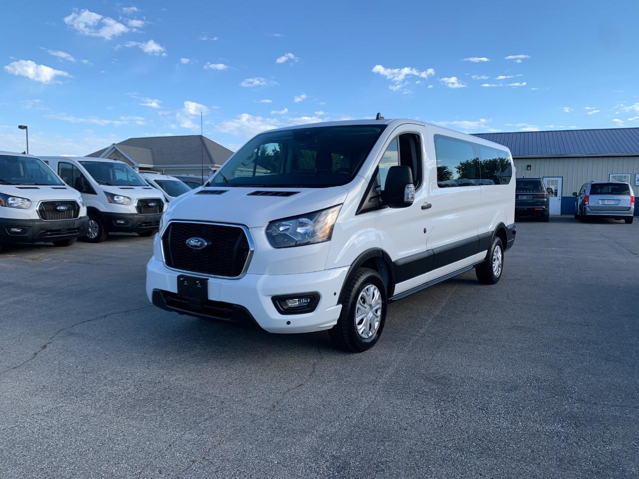 2024 Ford Transit 350 Wagon Low Roof XLT w/Sliding Pass. 148-in. WB