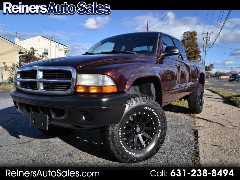 2004 Dodge Dakota Club Cab 4WD SXT