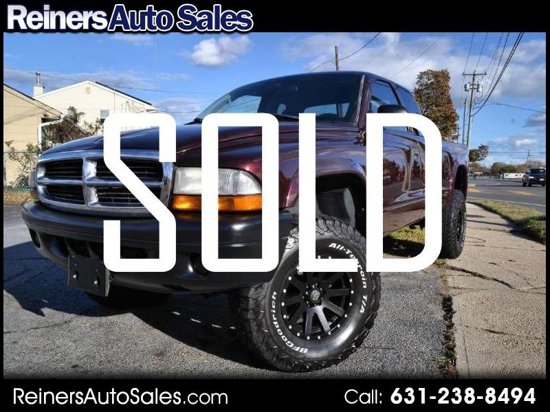 2004 Dodge Dakota Club Cab 4WD SXT