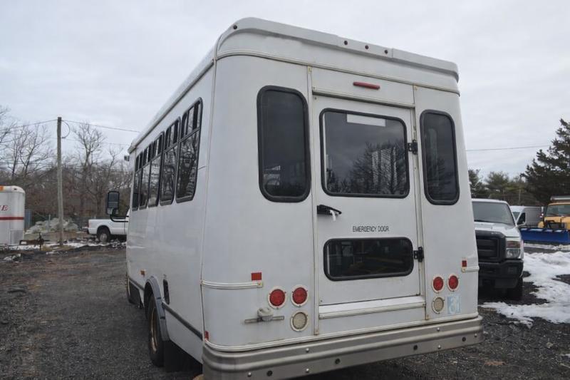 Ford Econoline E350 2017