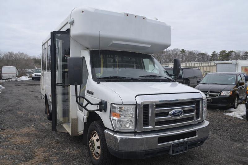 Ford Econoline E350 2017