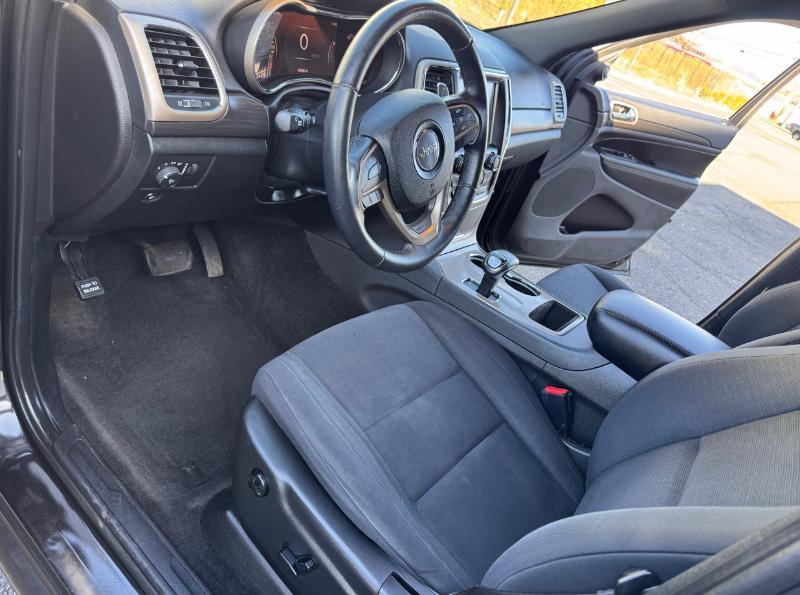 Jeep Grand Cherokee Laredo 4WD 2015