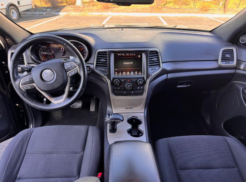 Jeep Grand Cherokee Laredo 4WD 2015