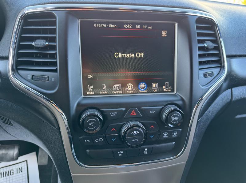 Jeep Grand Cherokee Laredo 4WD 2015