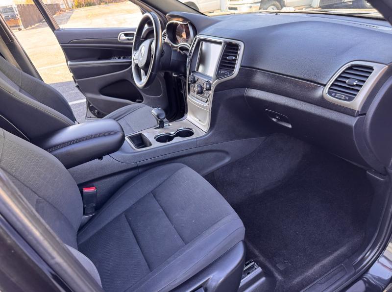 Jeep Grand Cherokee Laredo 4WD 2015