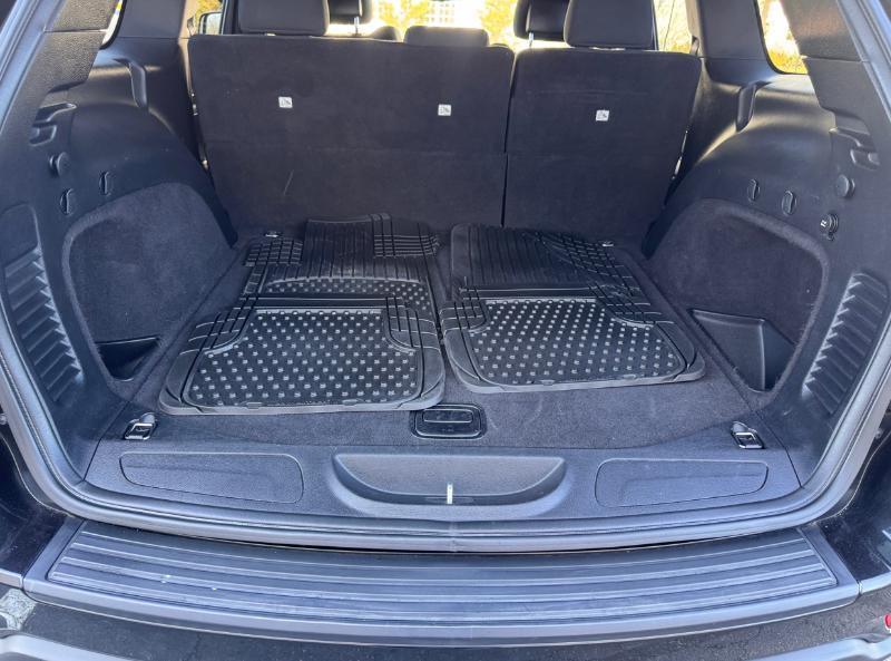 Jeep Grand Cherokee Laredo 4WD 2015