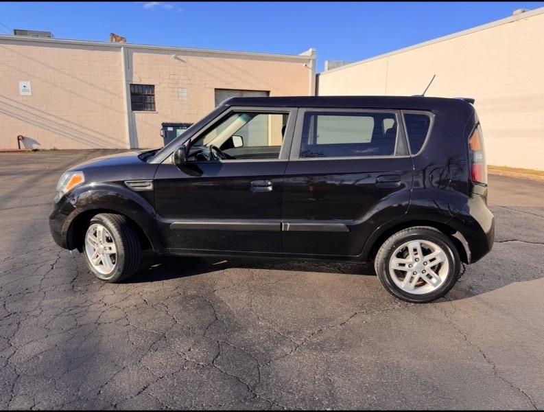 Kia Soul + 2010