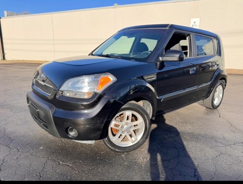 Kia Soul + 2010