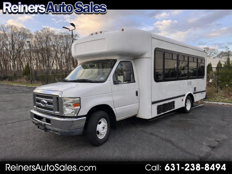 Ford Econoline E450 2011