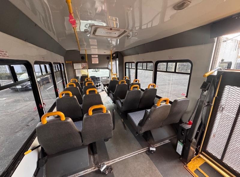 Ford Econoline E450 2011