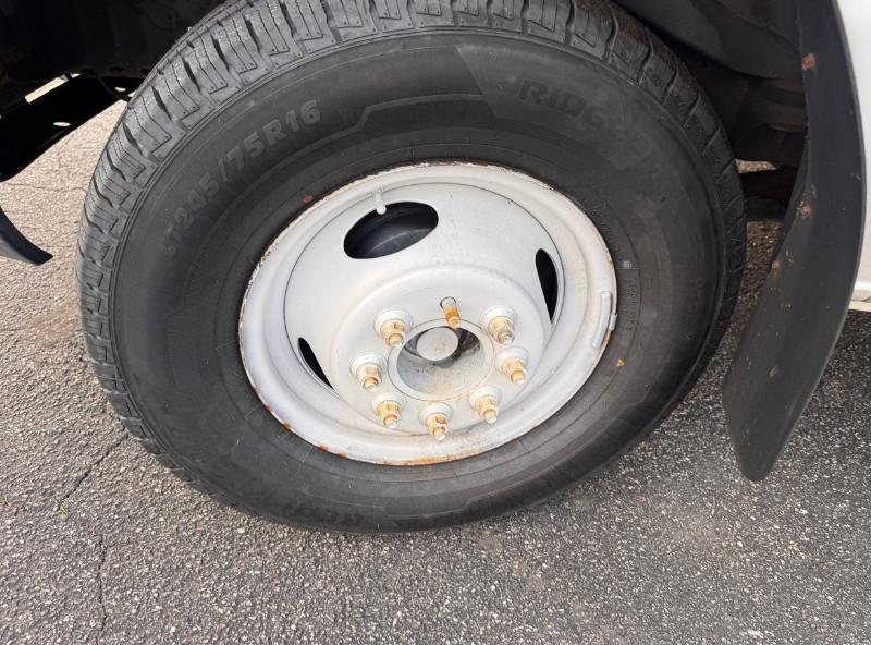 Ford Econoline E450 2011