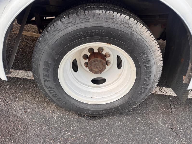 Ford Econoline E450 2011