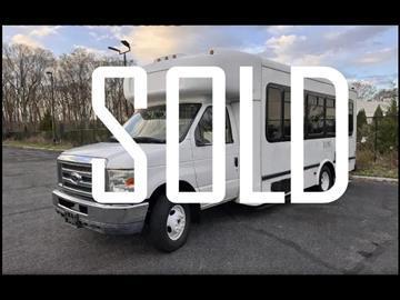 2011 Ford Econoline E450