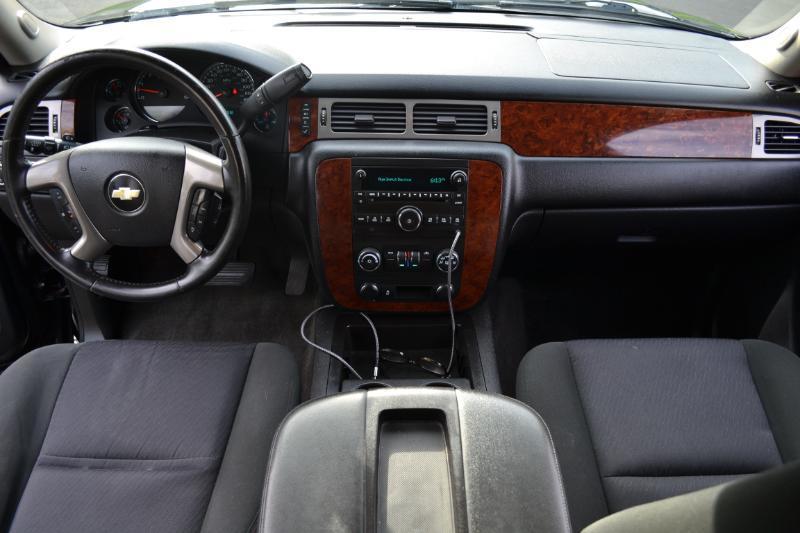 Chevrolet Tahoe LS 4WD 2012