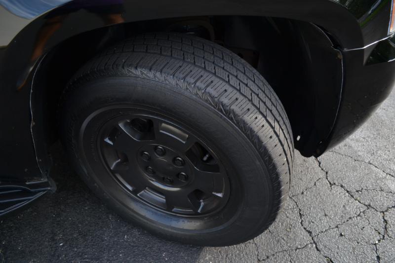 Chevrolet Tahoe LS 4WD 2012