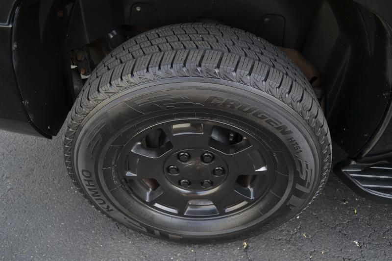 Chevrolet Tahoe LS 4WD 2012