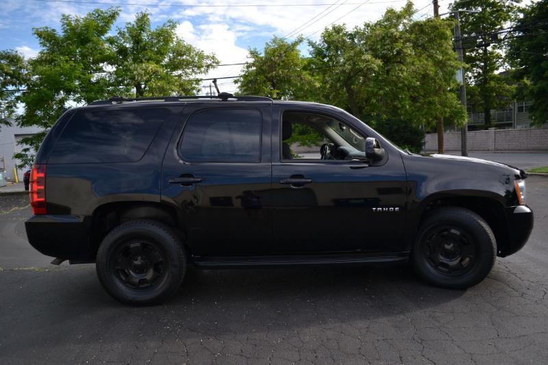 Chevrolet Tahoe LS 4WD 2012
