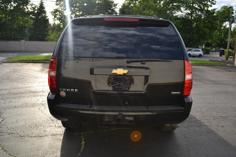 Chevrolet Tahoe LS 4WD 2012