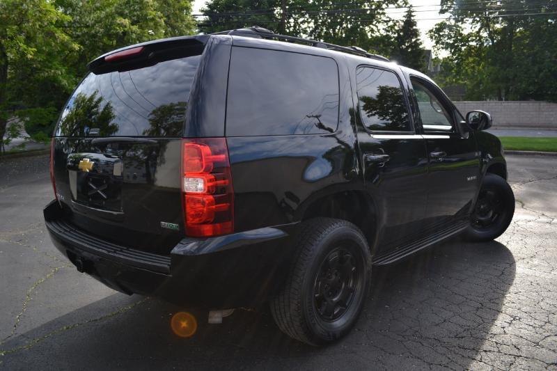 Chevrolet Tahoe LS 4WD 2012