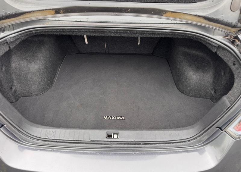 Nissan Maxima S 2013
