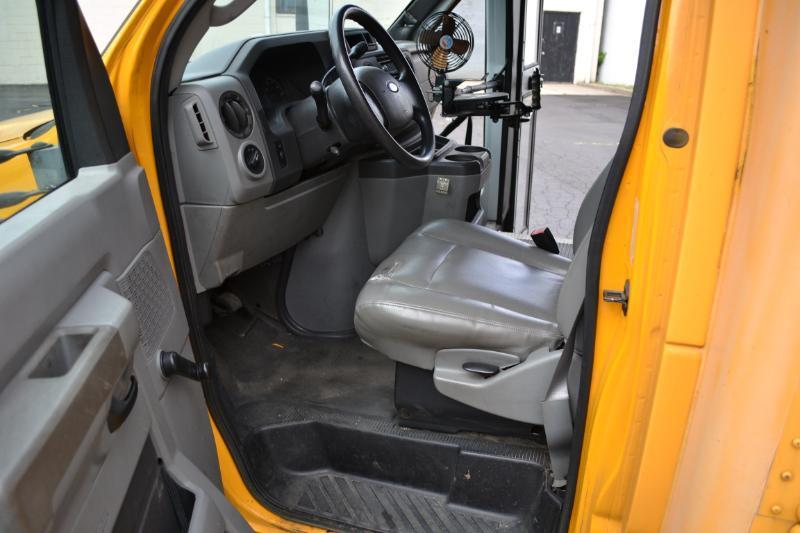 Ford Econoline E450 2009