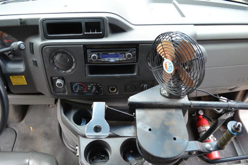 Ford Econoline E450 2009