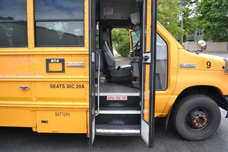 Ford Econoline E450 2009