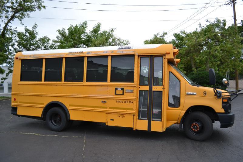 Ford Econoline E450 2009