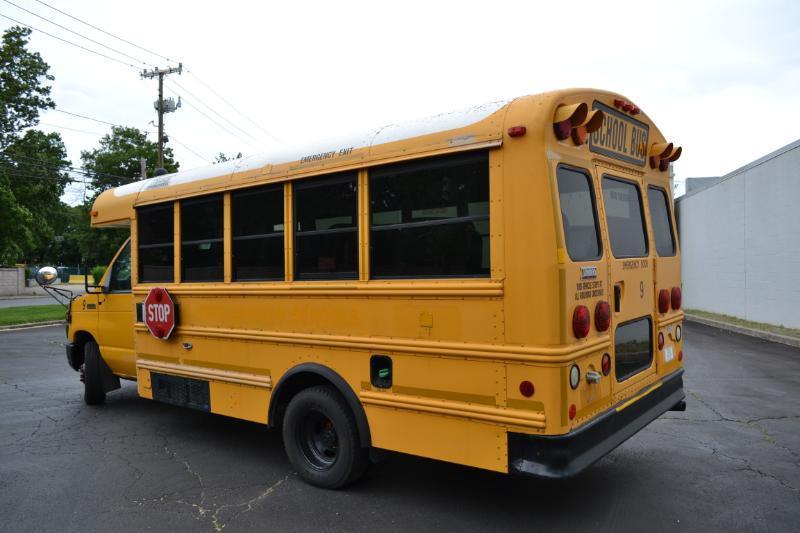Ford Econoline E450 2009