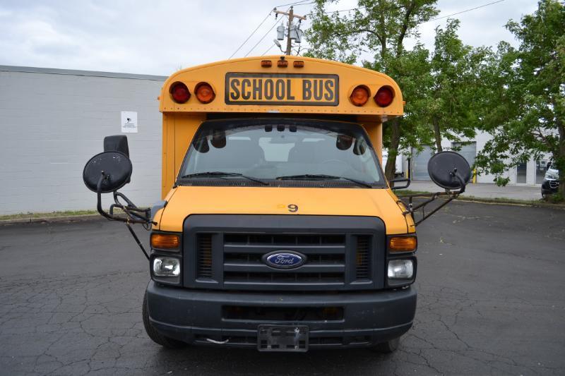 Ford Econoline E450 2009