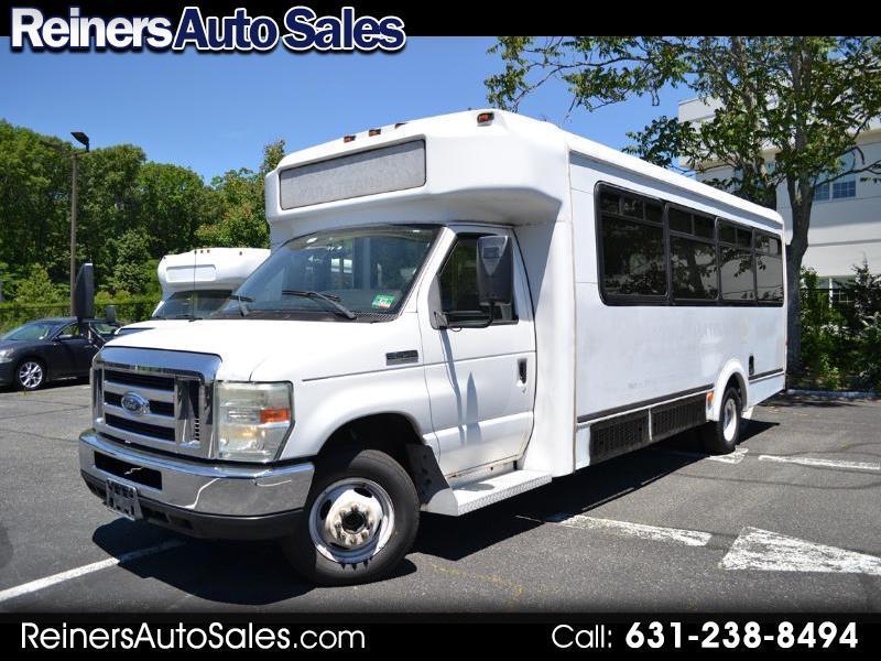 Ford Econoline E450 2011