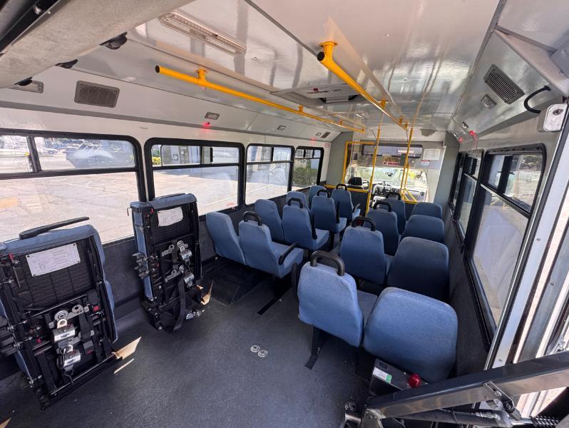 Ford Econoline E450 2011