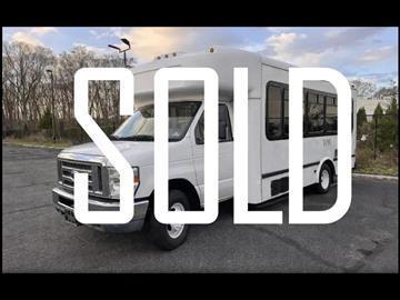 2011 Ford Econoline E450