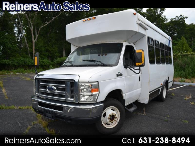 Ford Econoline E350 2011