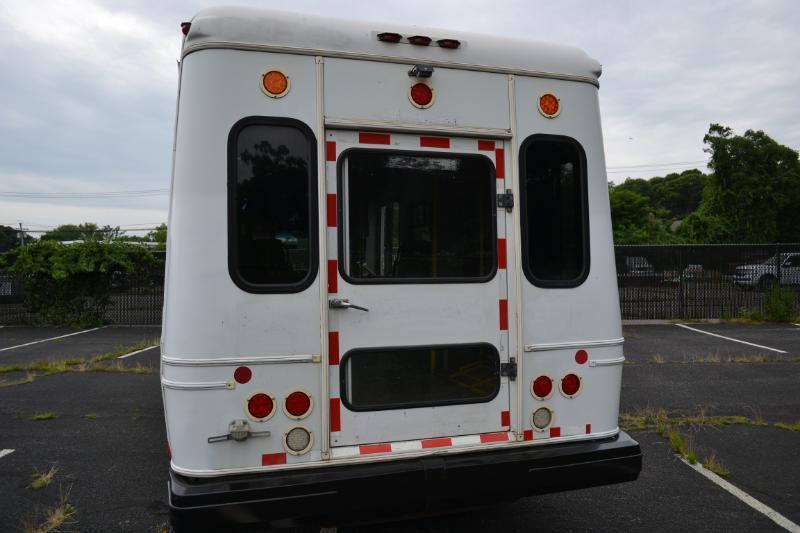 Ford Econoline E350 2011