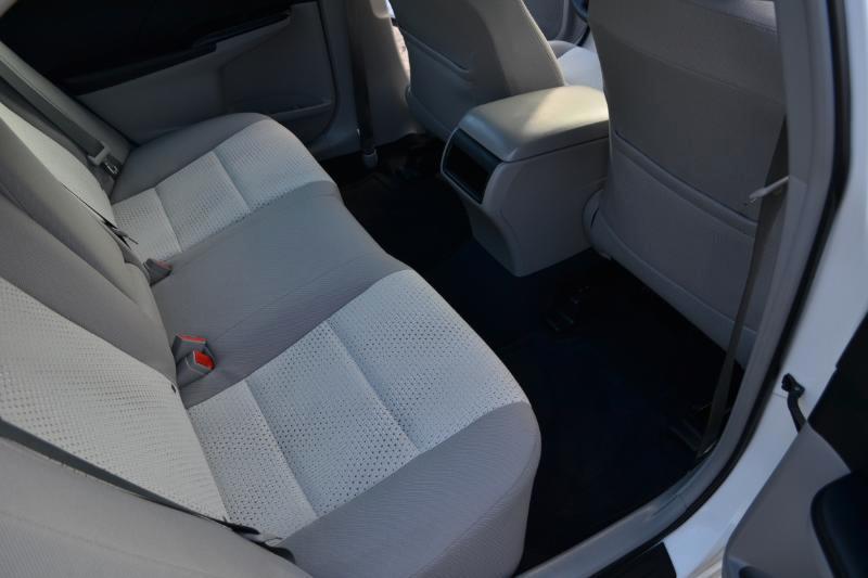 Toyota Camry L 2012