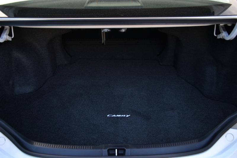 Toyota Camry L 2012