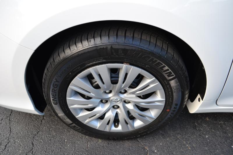 Toyota Camry L 2012