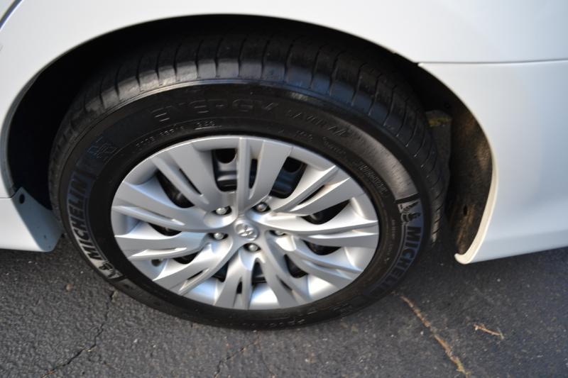Toyota Camry L 2012